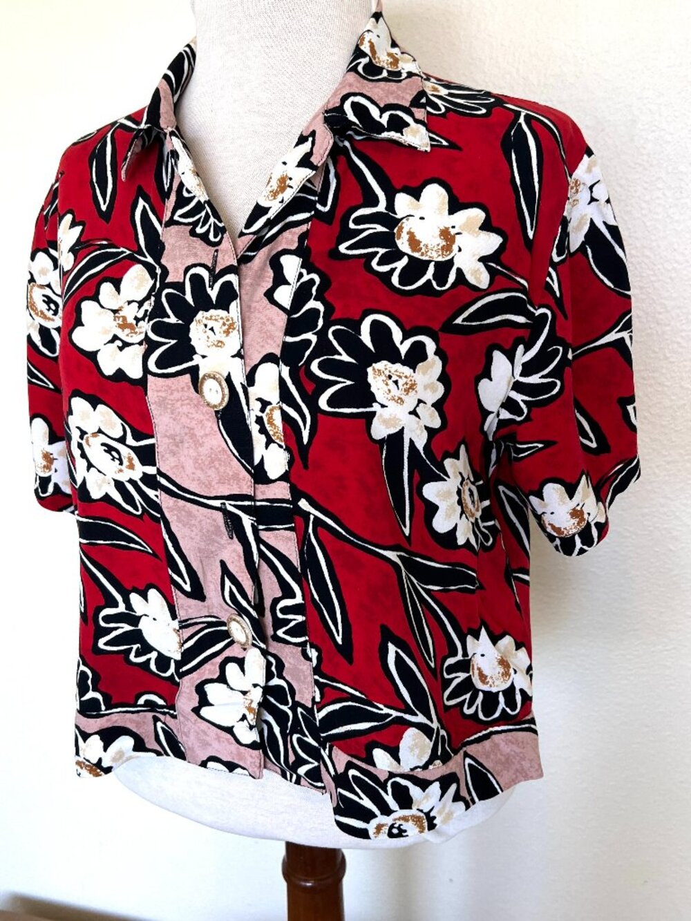 Vintage Crop Hawaiian Top - Size Medium by Nativewear Designs